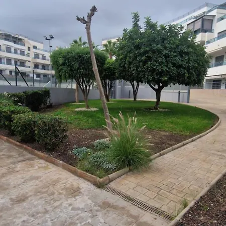 Daire Garrucha, Urbanizacion El Pinar